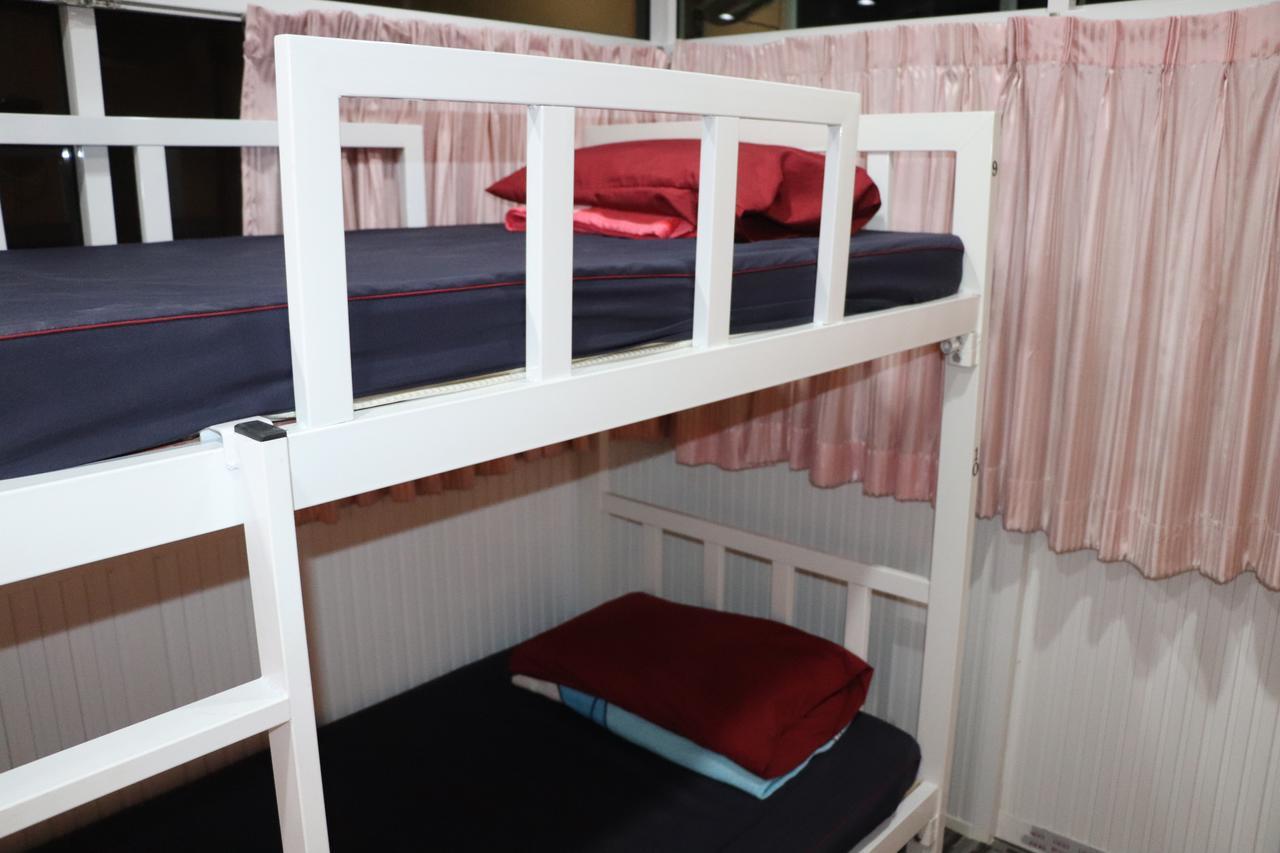 Ama Hostel Bangkok Esterno foto