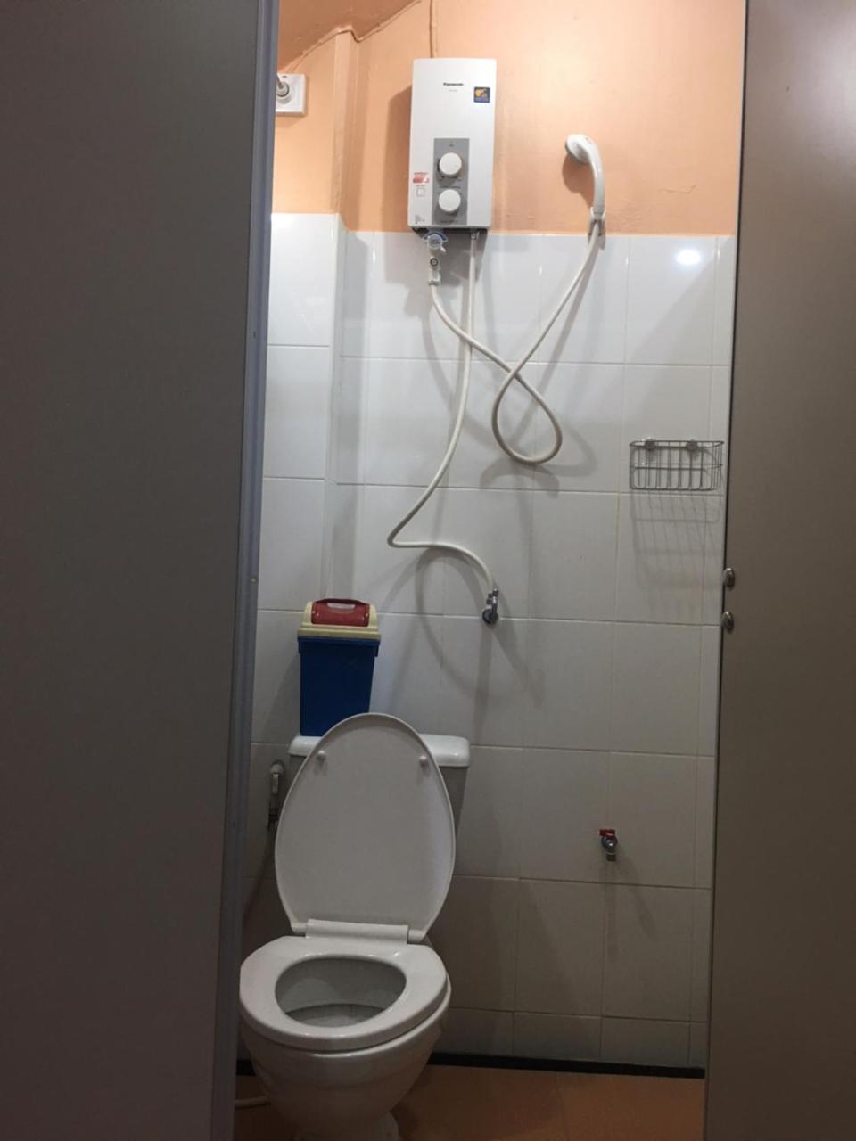 Ama Hostel Bangkok Esterno foto